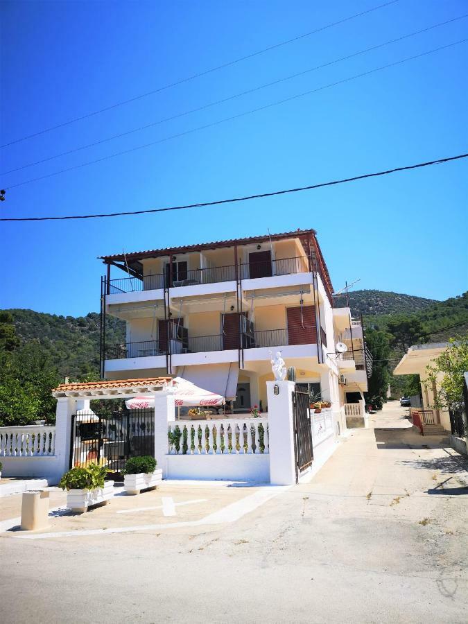 Neorio Studios Poros Town Exterior photo